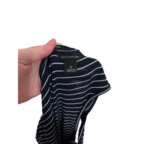 Ann Taylor Sleeveless Scoop Neck Blue and White Striped Maxi Dress Size Small - Picture 3 of 5